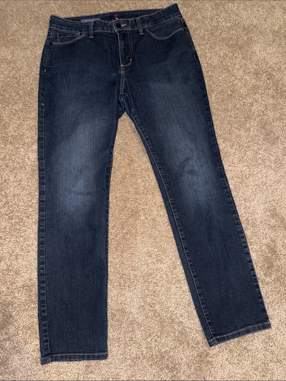 NYDJ Women's Alina Legging Jeans in Dark Blue Wash - size 12P. EE
